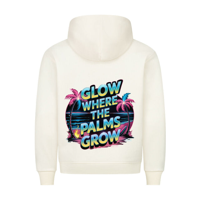 Tropischer Premium Hoodie „Glow Where the Palms Grow“ von TeeTreeTrendz mit Retro-Schriftzug und Palmen-Design in hochwertiger Qualität