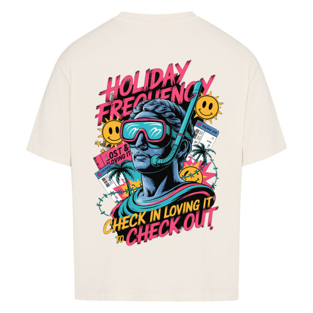 Holiday Frequency Oversized T-Shirt - Retro Urlaubsdesign | TeeTreeTrendz