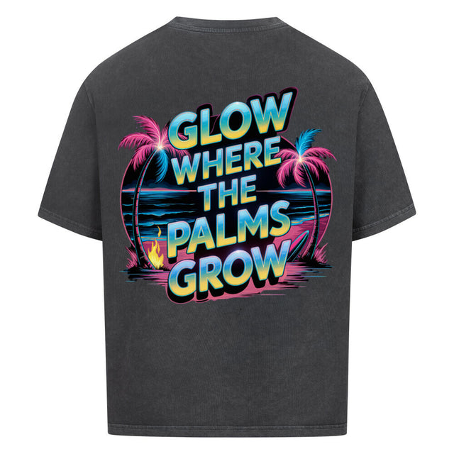 TeeTreeTrendz Oversized T-Shirt „Glow Where the Palms Grow“ – Retro-Design mit Neonfarben, Palmen und Sonnenuntergang, 100 % Baumwolle für Sommer & Streetwear-Looks