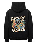 Raccoon on Vacation Hoodie - Humorvolles Urlaubsdesign | TeeTreeTrendz