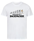 Evolution of a Backpacker Unisex Shirt - Bio-Baumwolle mit Reise-Witz| TeeTreeTrendz