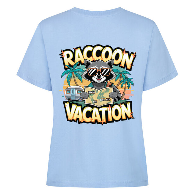Raccoon on Vacation Damen-T-Shirt - Humorvolles Urlaubsdesign | TeeTreeTrendz