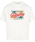 Getaway Oversized T-Shirt mit Globus-Print und dem Motto „Chase Moments Not Things“ – extra weich, nachhaltig & ideal für Reise, Alltag und Freizeit