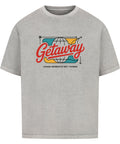 Getaway Oversized T-Shirt mit Globus-Print und dem Motto „Chase Moments Not Things“ – extra weich, nachhaltig & ideal für Reise, Alltag und Freizeit