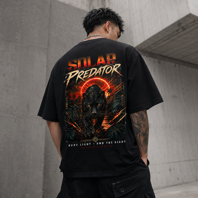 Heavyweight Graphic Tee „Solar Predator“ mit schwarzem Panther & Sonnenfinsternis
